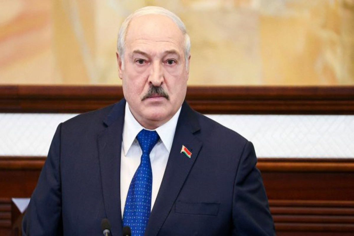 Belarusian President leaves for state visit to Azerbaijan