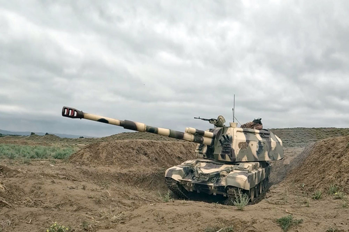 Azerbaijan Army's Artillery units hold live-fire tactical exercise-VIDEO