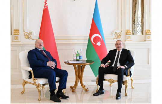 President Ilham Aliyev held one-on-one meeting with Belarusian President -UPDATED 