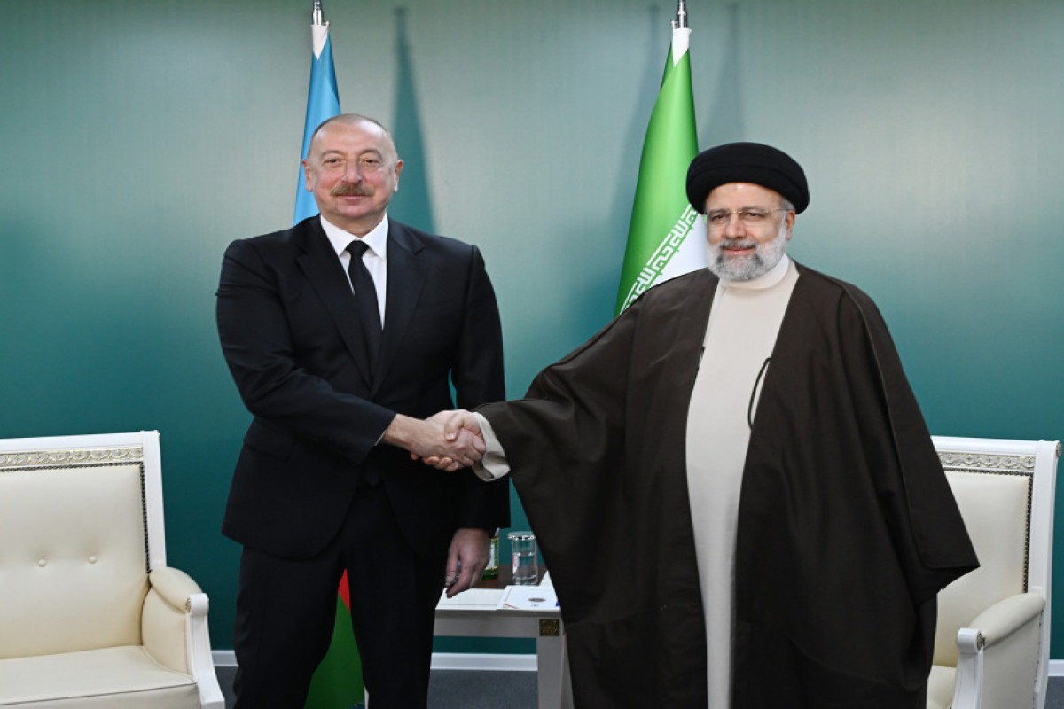 Presidents of Azerbaijan and Iran met in the presence of delegations-PHOTO-UPDATED-1