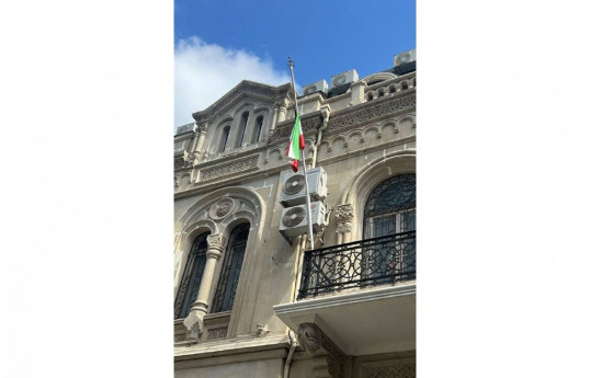 National flag at Iranian embassy in Azerbaijan was lowered to half-mast