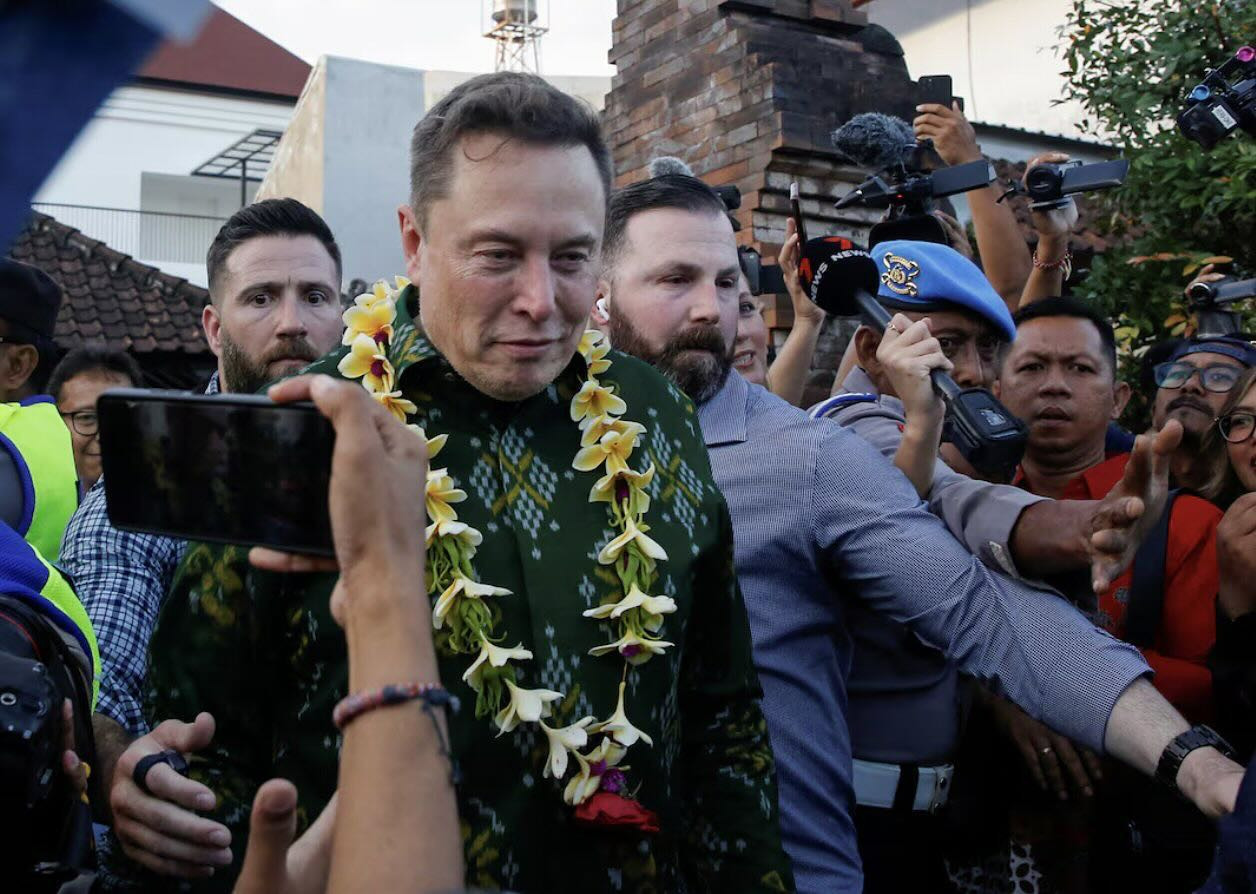 Indonesia minister says Musk to consider offer to build EV battery plant in country - Vimarsana News