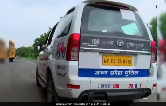 2 killed, 40 injured after bus falls from flyover in India
