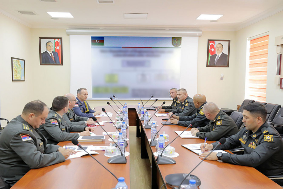 Delegations of Defense Ministries of Azerbaijan and Serbia hold working meeting