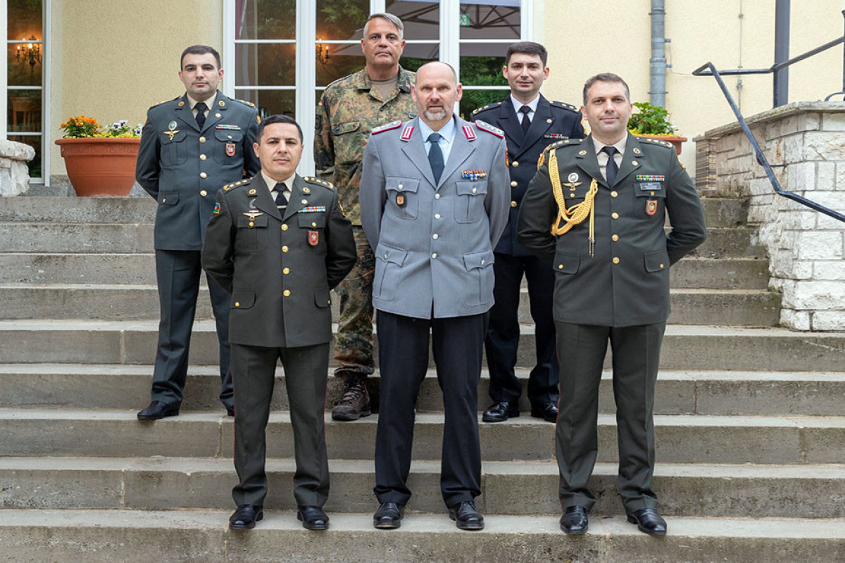 Azerbaijani, German military representatives held expert meeting