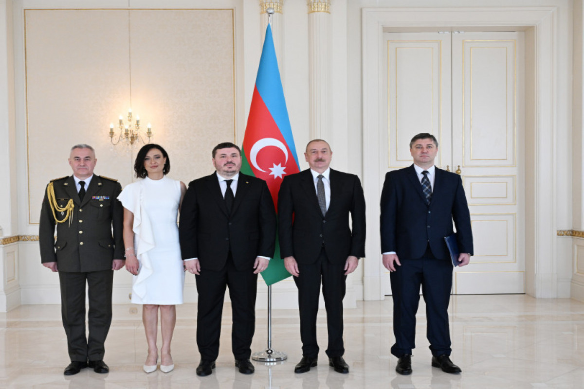 President Ilham Aliyev received credentials of incoming Ukrainian ambassador to Azerbaijan