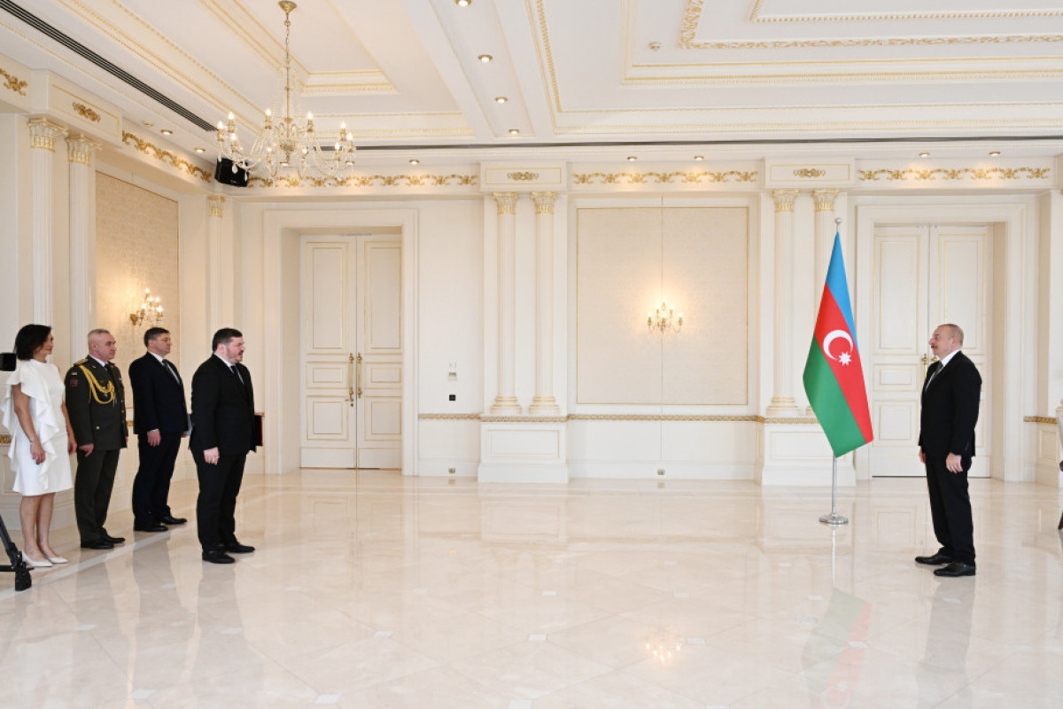 President Ilham Aliyev received credentials of incoming Ukrainian ambassador to Azerbaijan