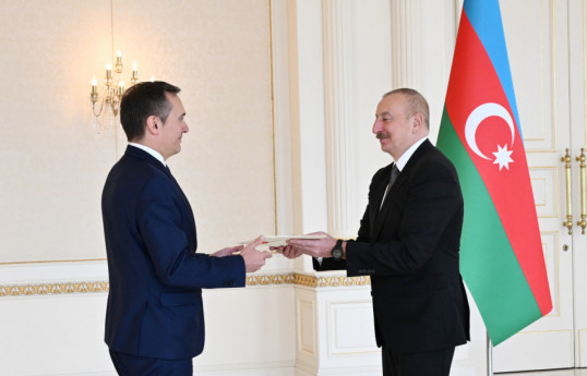 Luca Di Gianfrancesco, Ambassador Extraordinary and Plenipotentiary of Italian Republic and Ilham Aliyev, President of the Republic of Azerbaijan