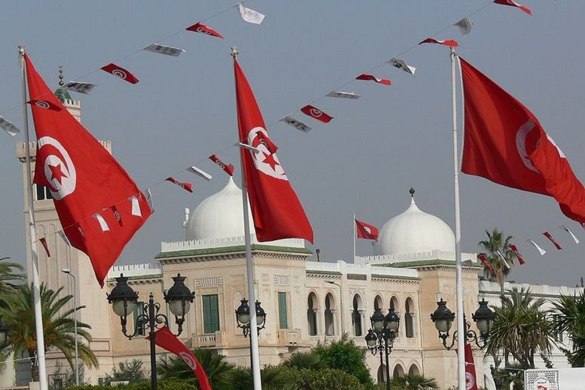 Tunisia announces partial cabinet reshuffle