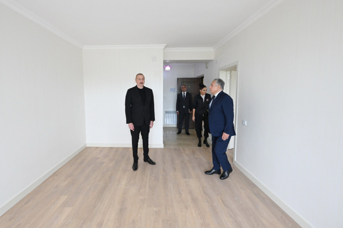 President Ilham Aliyev and First Lady Mehriban Aliyeva viewed conditions of 15 multi-apartment buildings in Khojaly city-UPDATED 
