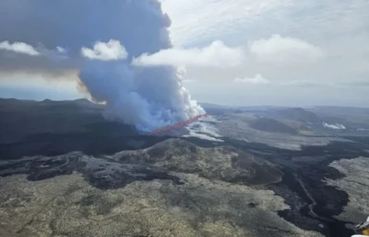 Iceland's Blue Lagoon evacuated as volcano erupts