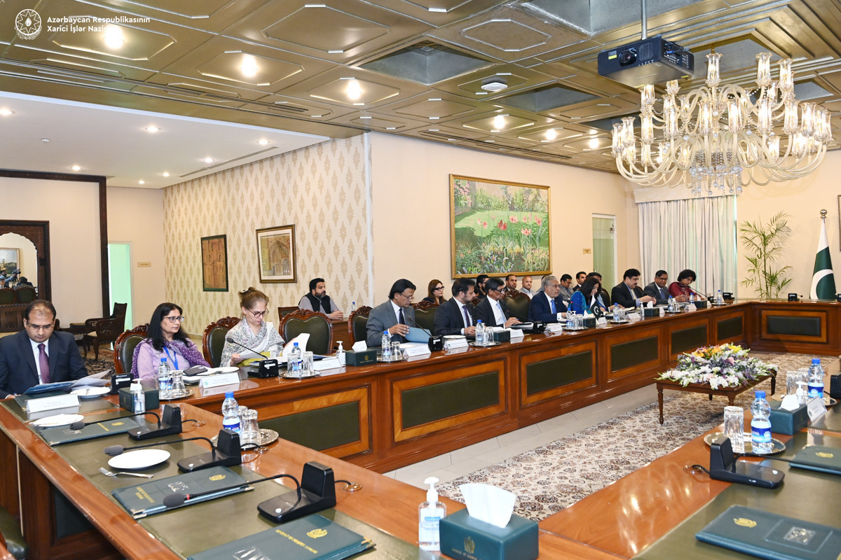 Azerbaijani, Pakistani FMs held meeting in Islamabad