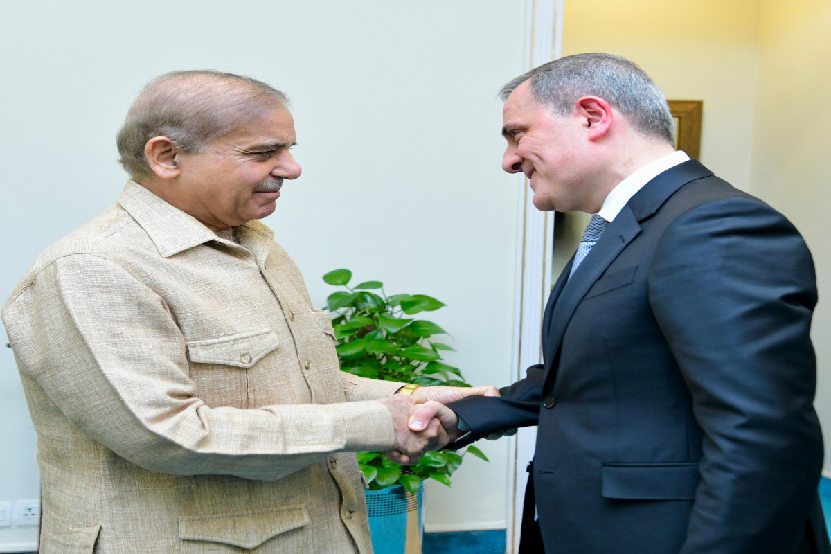 Shehbaz Sharif, Prime Minister of Islamic Republic of Pakistan and Jeyhun Bayramov, Minister of Foreign Affairs of the Republic of Azerbaijan