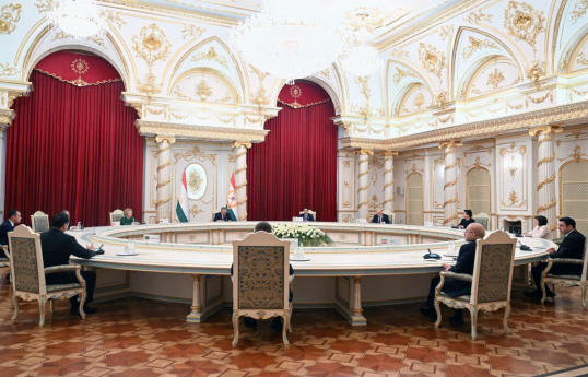 Speaker of Azerbaijani Parliament and participants of international conference meet with Tajik President