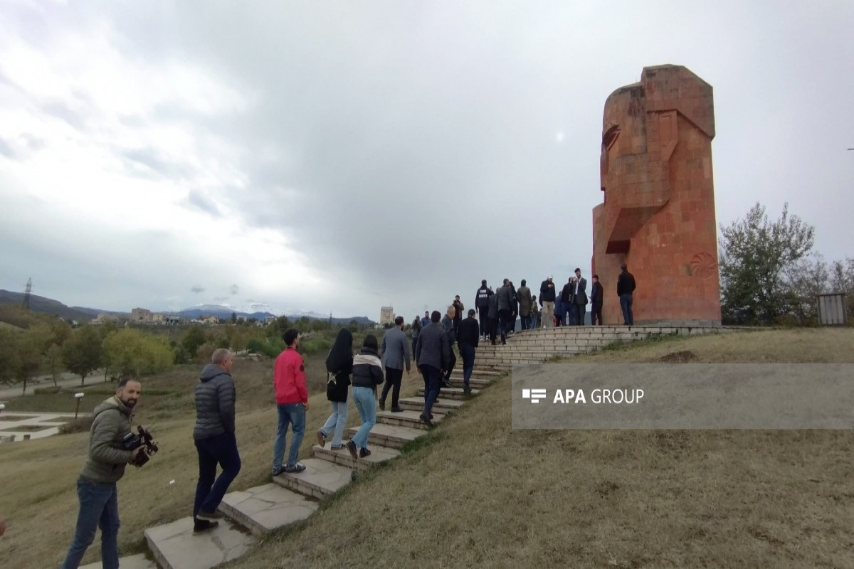 Third group of Azerbaijanis living in Georgia travels to Khankandi - PHOTO