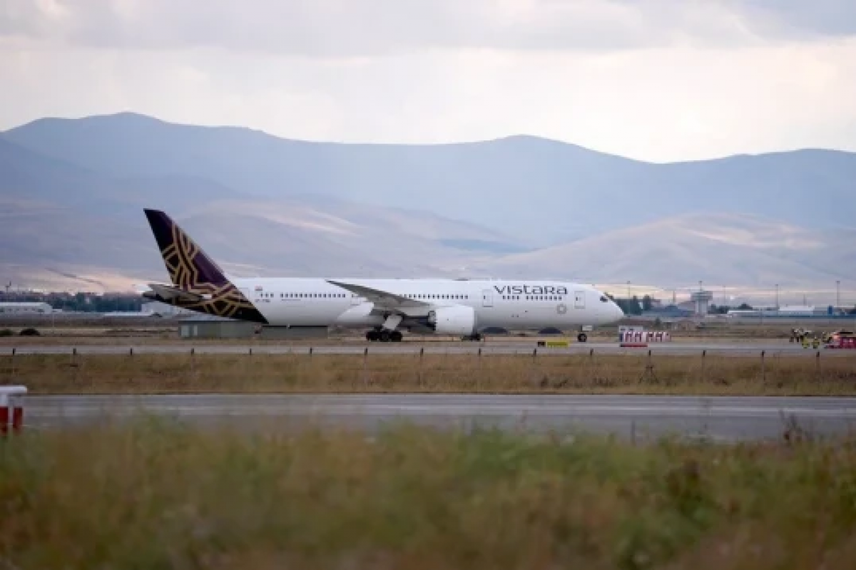 Indian passenger plane makes emergency landing in Türkiye after bomb threat