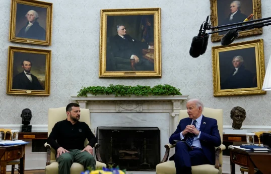 Volodymyr Zelenskyy, Joe Biden