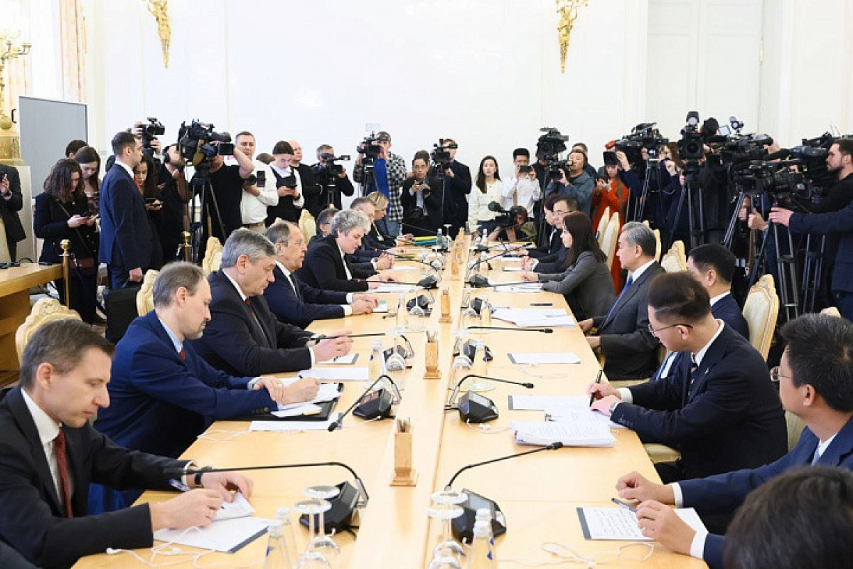 Foreign ministers of China and Russia hold negotiations in Moscow