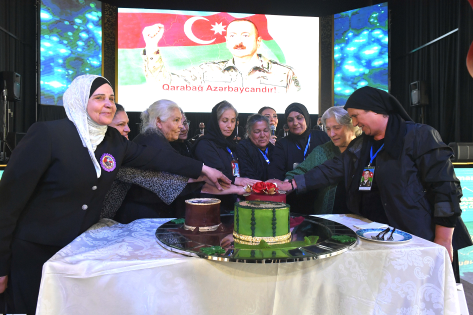 Heydar Aliyev Foundation celebrates Eid al-Fitr with martyrs` families-PHOTO 