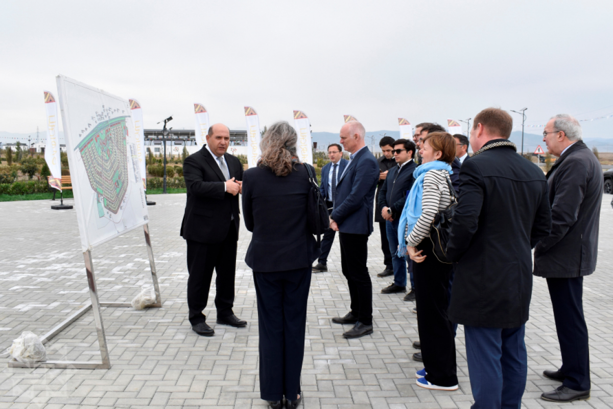 EU officials familiarize themselves with ongoing reconstruction efforts in Aghdam