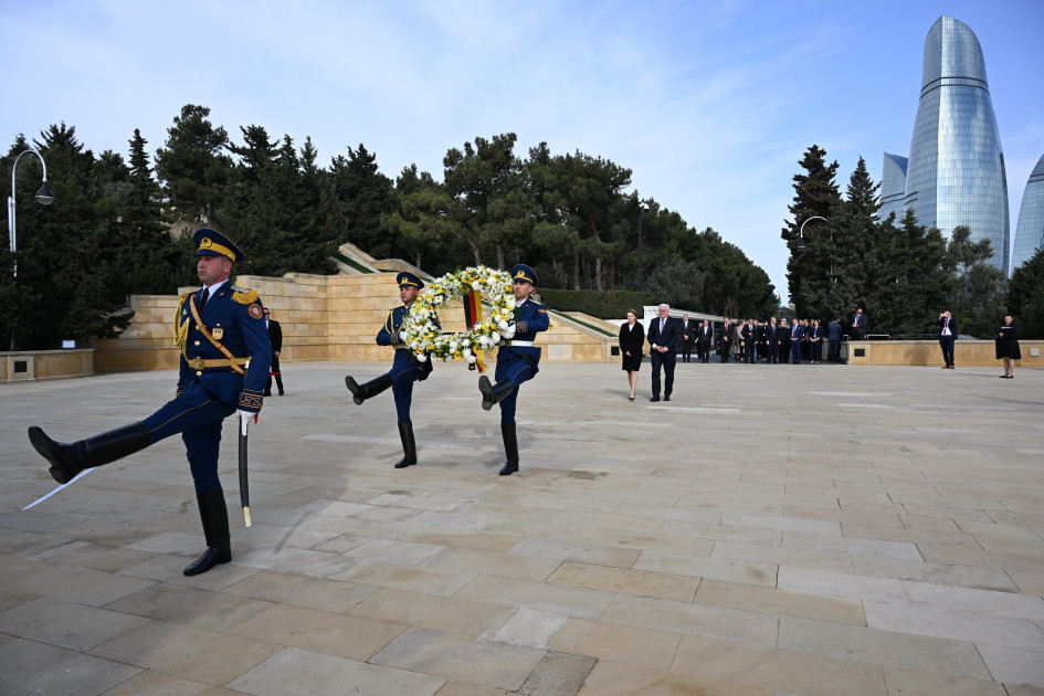 President of Germany Frank-Walter Steinmeier visits Alley of Martyrs in Baku