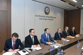 Azerbaijan and Montenegro hold political consultations -PHOTO 