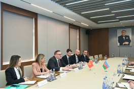 Azerbaijan and Montenegro hold political consultations -PHOTO 