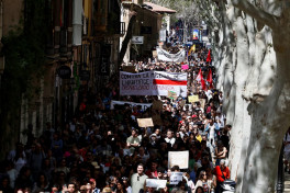 Protesters rally across Spain against housing crisis, tourist flats