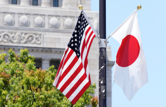 Japan's prime minister speaks with U.S. president by phone over tariffs