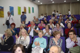 Azerbaijani director presents two new films in Israel