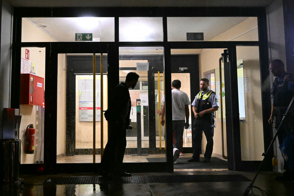Germany temporarily halts resettlement of UN refugees, dpa reports