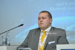 Panel session as part of the 7th ADA Political Forum held in Khankendi -PHOTO 