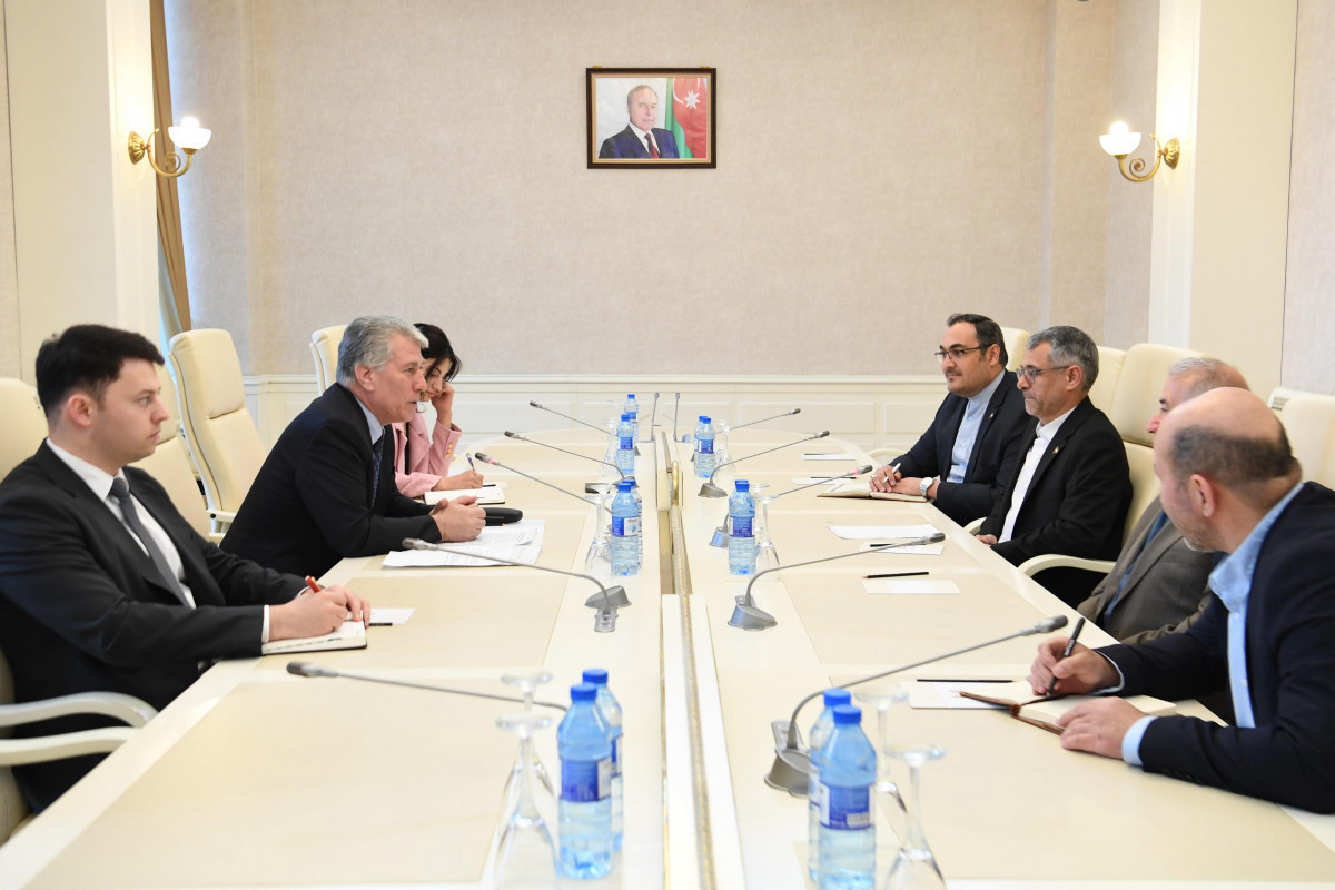 Heads of Azerbaijan-Iran interparliamentary groups meet