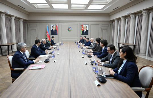 Azerbaijani PM meets with Moldovan Deputy PM