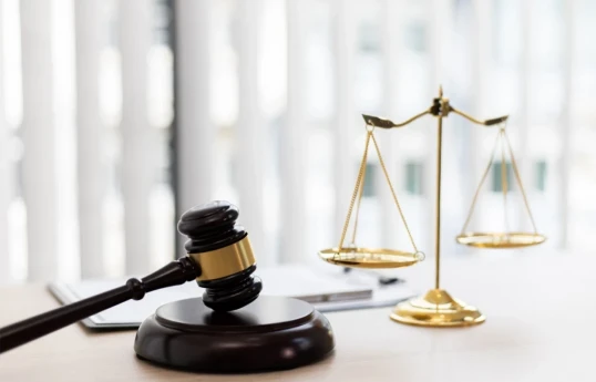 Temporary restriction of debtors' right to leave Azerbaijan proposed in new law amendments