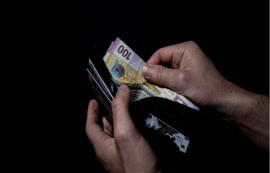 Average monthly salary in Azerbaijan rises by over 10%