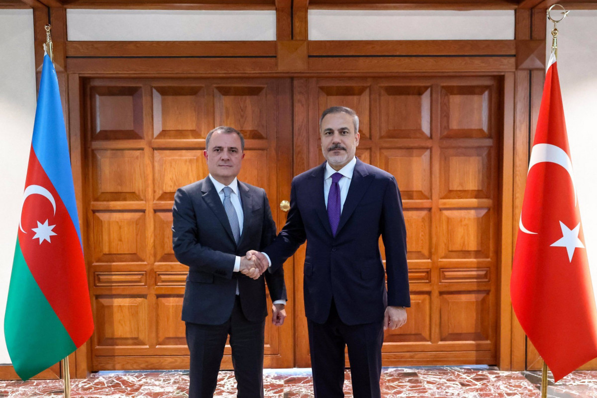 Jeyhun Bayramov, Hakan Fidan