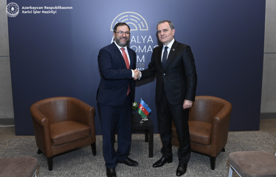 Azerbaijan and Venezuela discussed regional and international security issues