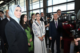 Azerbaijan's First Lady Mehriban Aliyeva attended panel session at Antalya Diplomacy Forum-PHOTO 