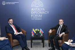 Azerbaijan and Venezuela discussed regional and international security issues