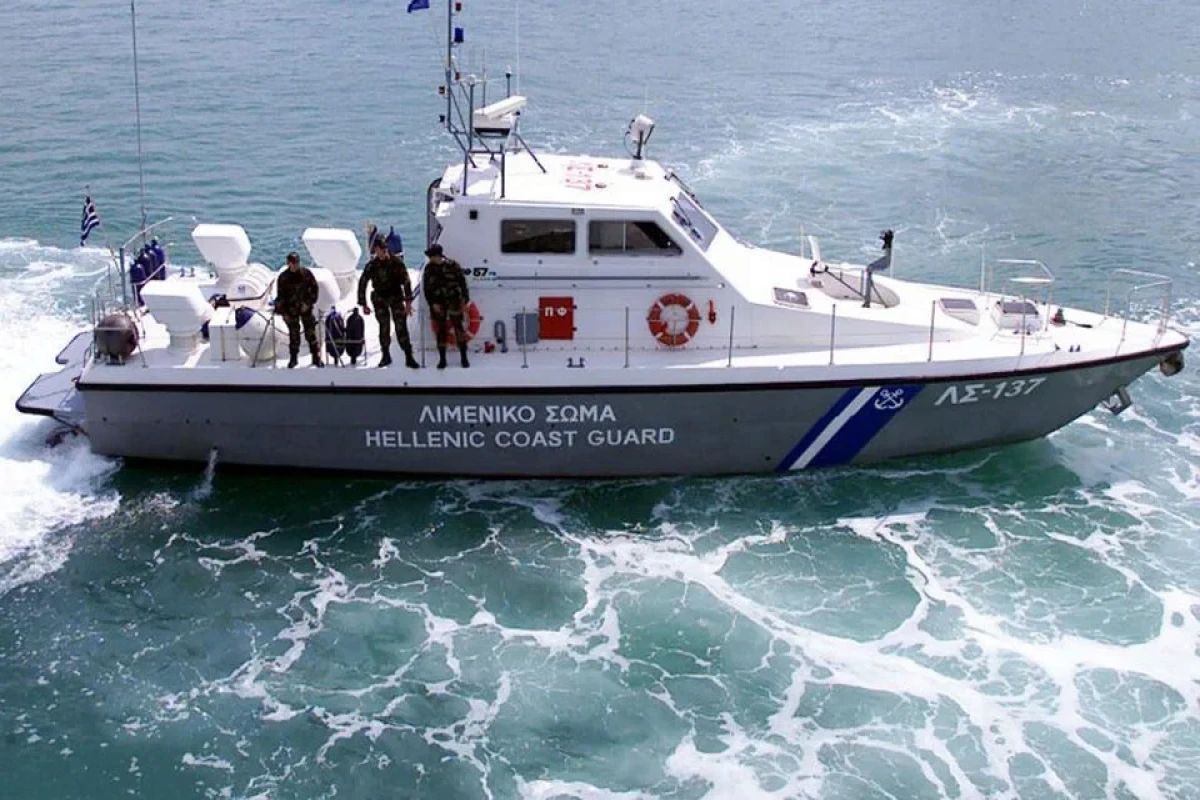 Greek coast guard finds two bodies, 39 other migrants, on tiny island