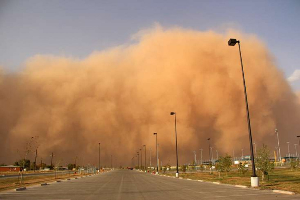 Iran shuts government offices, schools  due to sandstorm