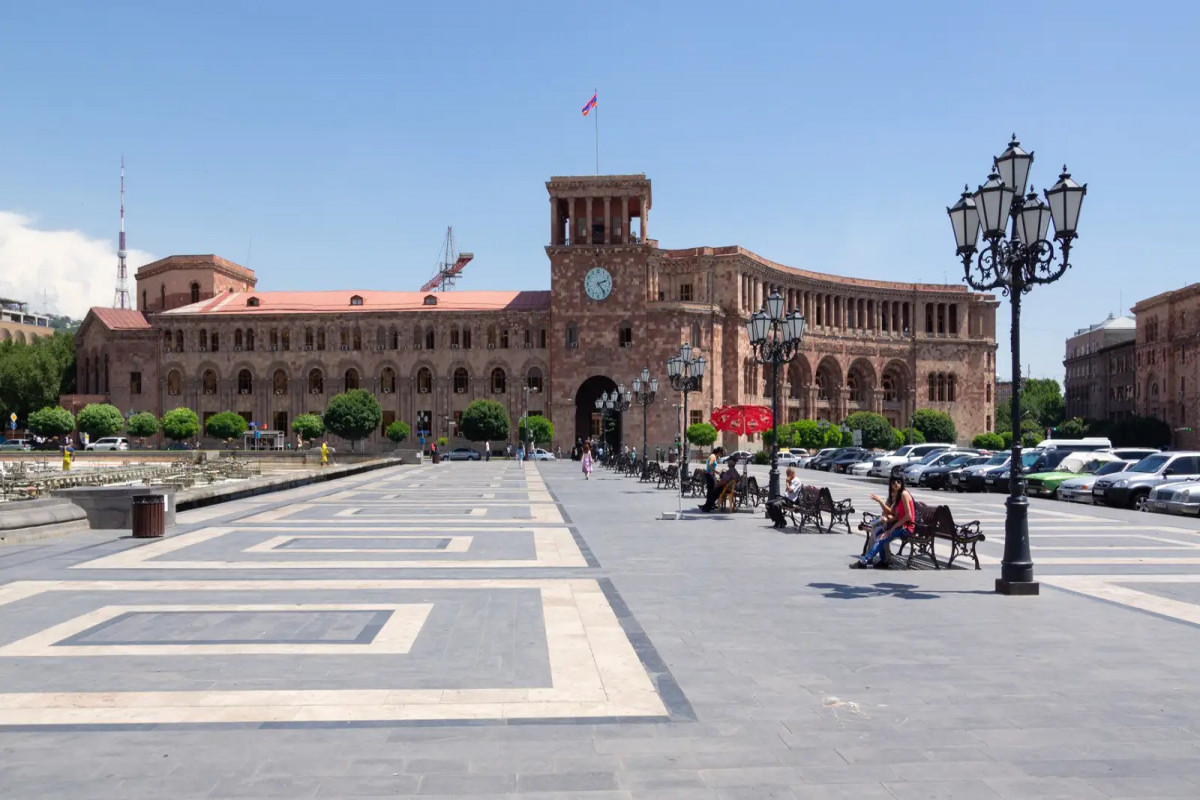 Armenia proposes to limit broadcasting of Russian channels in country