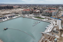President Ilham Aliyev and First Lady Mehriban Aliyeva reviewed ongoing projects at Sea Breeze Resort