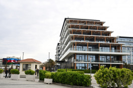 President Ilham Aliyev and First Lady Mehriban Aliyeva reviewed ongoing projects at Sea Breeze Resort