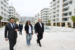 President Ilham Aliyev and First Lady Mehriban Aliyeva reviewed ongoing projects at Sea Breeze Resort
