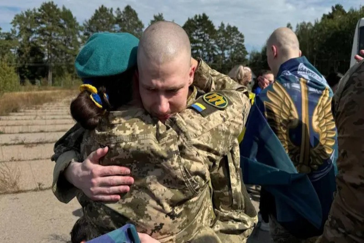 Russia and Ukraine exchange 246 prisoners of war