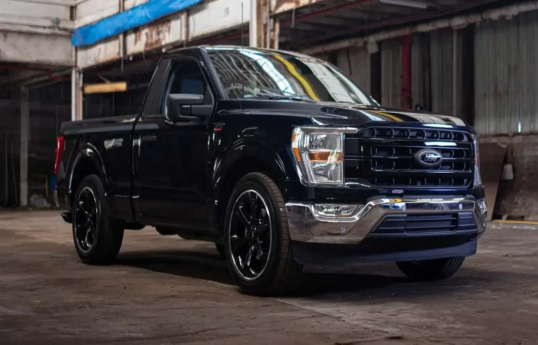 Ford stops shipping vehicles to China amid 125% tariffs on US goods