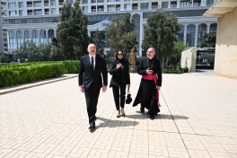 President Ilham Aliyev visited Church of the Immaculate Conception of the Blessed Virgin Mary in Baku, offered condolences over the death of Pope Francis-UPDATED 