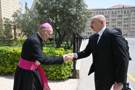 President Ilham Aliyev visited Church of the Immaculate Conception of the Blessed Virgin Mary in Baku, offered condolences over the death of Pope Francis-UPDATED 